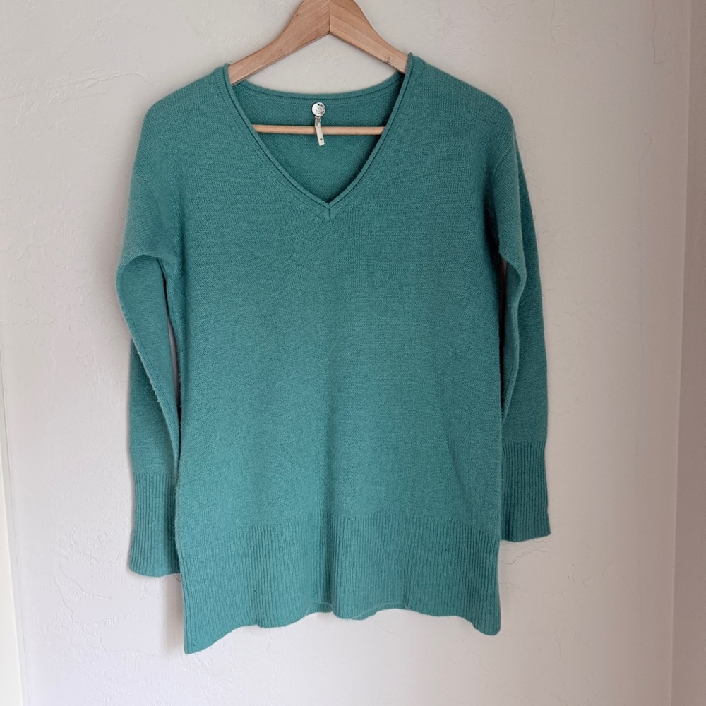 Margaret‎ O'Leary 100% Cashmere Teal Knitted V-Neck Sweater Size XS